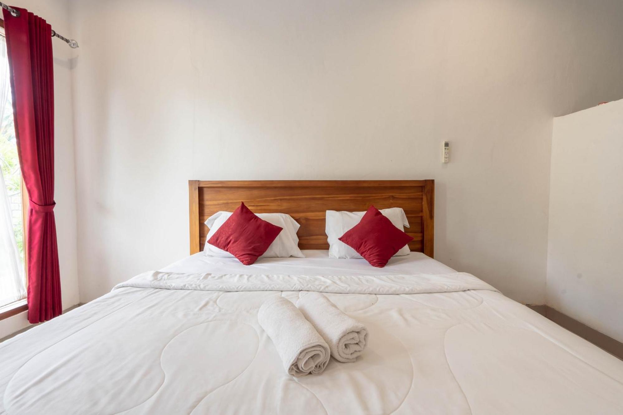 Omah Nusa Villa Redpartner Toyapakeh Экстерьер фото